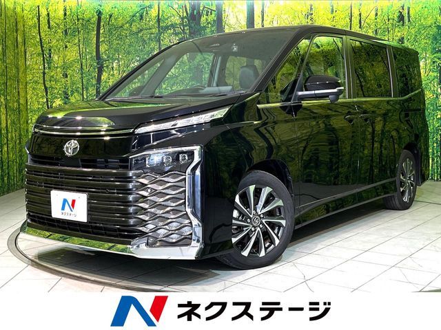 TOYOTA / VOXY