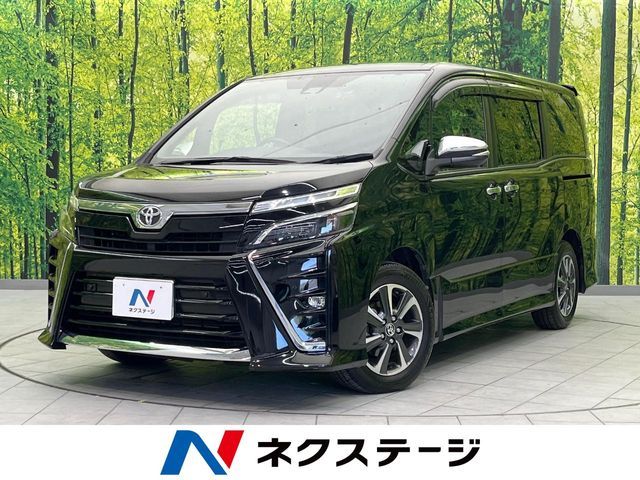 TOYOTA / VOXY
