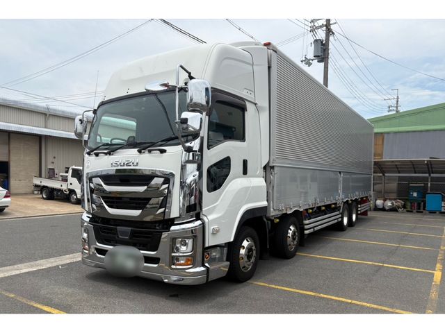 Japanese used car Ref# 1643995 ISUZU / GIGA