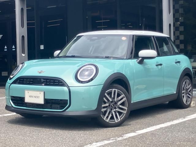 Japanese used car Ref# 1644015 BMW / MINI COOPER 5DOOR
