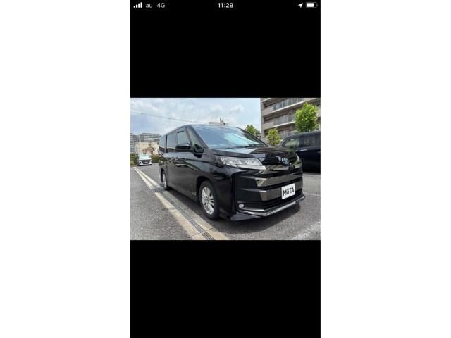 TOYOTA / NOAH HYBRID