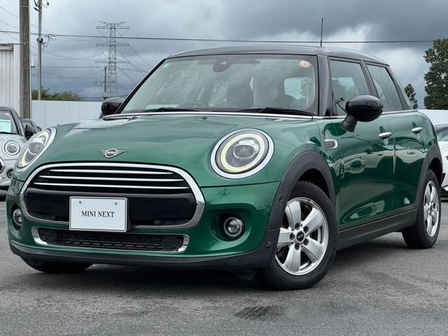 Japanese used car Ref# 1644229 BMW / MINI COOPER 5DOOR