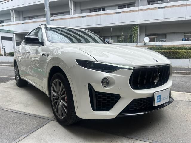 MASERATI / MASERATI Levante