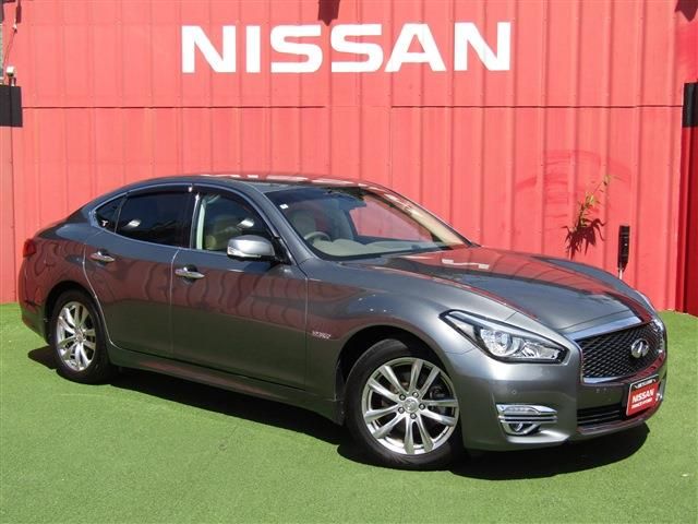 Japanese used car Ref# 1644462 NISSAN / FUGA HYBRID