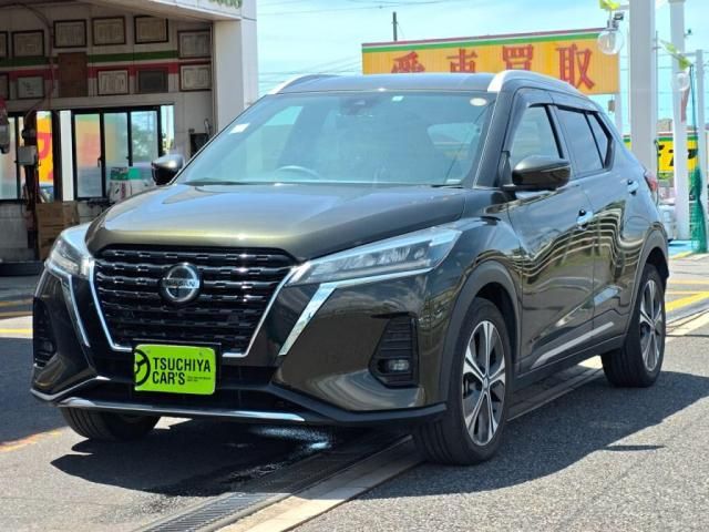NISSAN / KICKS