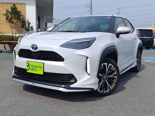 TOYOTA / YARIS CROSS HYBRID