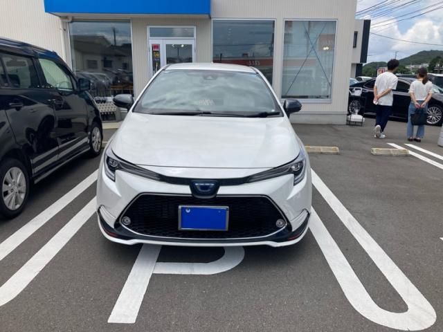 Japanese used car Ref# 1644673 TOYOTA / COROLLA TOURING HYBRID 4WD