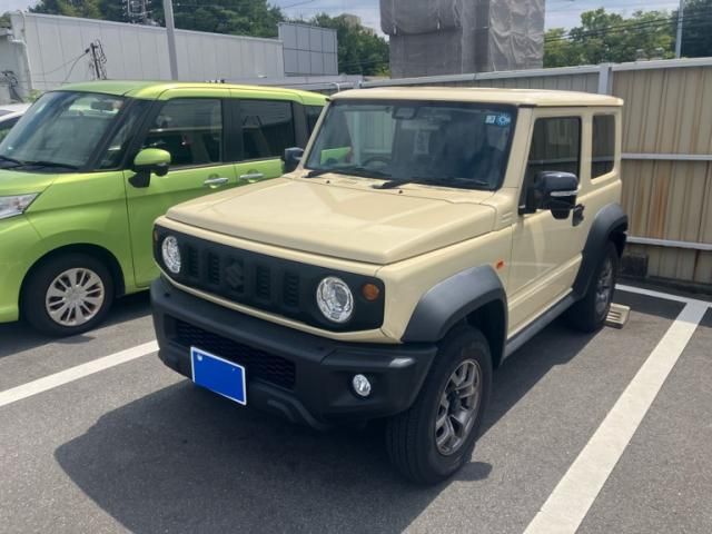 SUZUKI / JIMNY SIERRA