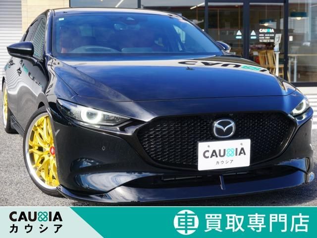 Japanese used car Ref# 1644906 MAZDA / MAZDA3 FASTBACK