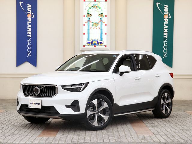 VOLVO / VOLVO XC40