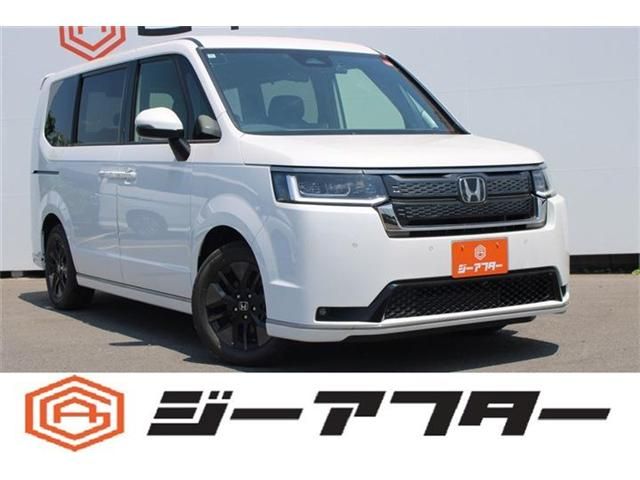 Japanese used car Ref# 1644967 HONDA / STEPWAGON SPADA 4WD