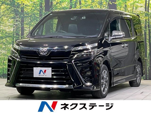 TOYOTA / VOXY
