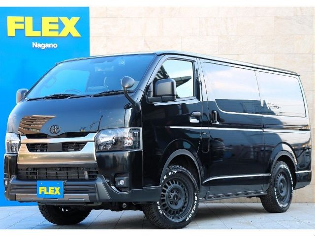 TOYOTA / HIACE van 4WD