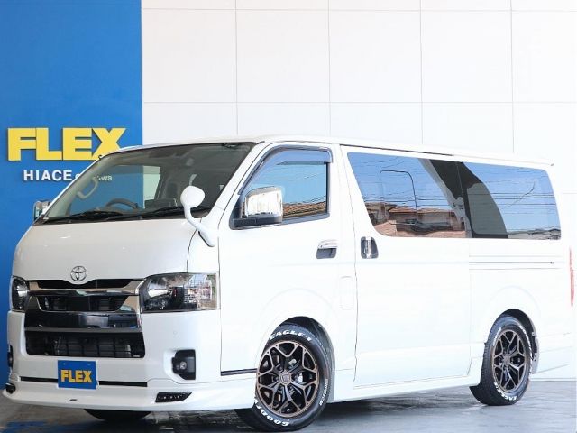 TOYOTA / HIACE van 4WD