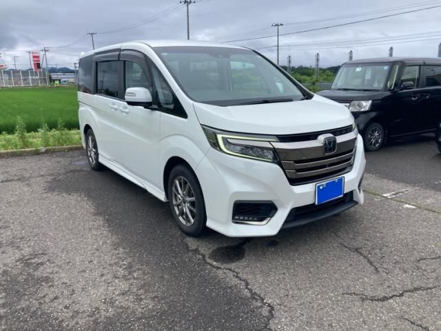 HONDA / STEPWAGON SPADA 4WD