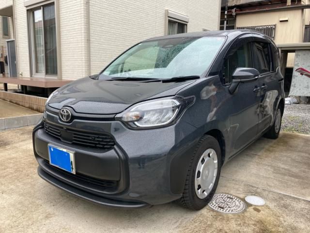 TOYOTA / SIENTA HYBRID
