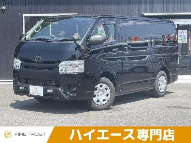 TOYOTA / HIACE van 4WD