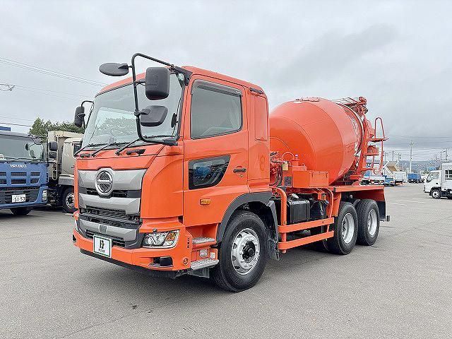 Japanese used car Ref# 1646052 HINO / PROFIA