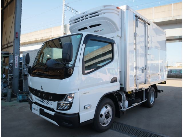 Japanese used car Ref# 1646102 MITSUBISHI / CANTER