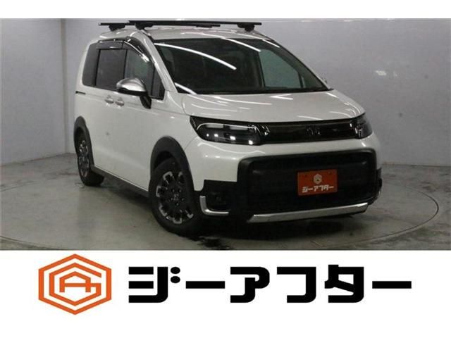 Japanese used car Ref# 1646674 HONDA / FREED e:HEV