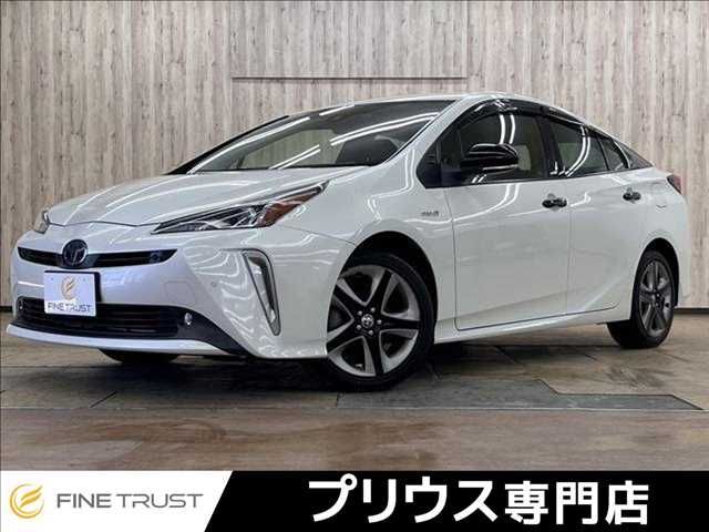 Japanese used car Ref# 1646715 TOYOTA / PRIUS 4WD