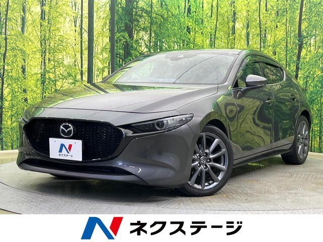 Japanese used car Ref# 1646734 MAZDA / MAZDA3 FASTBACK
