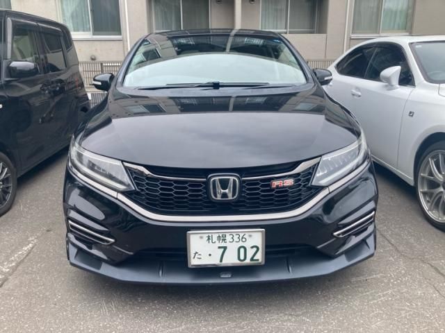 Japanese used car Ref# 1646892 HONDA / JADE HYBRID