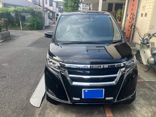 Japanese used car Ref# 1646912 TOYOTA / ESQUIRE HYBRID