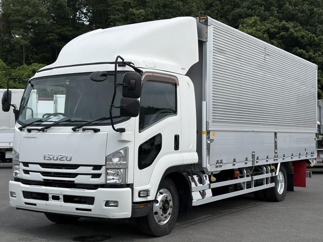 Japanese used car Ref# 1646943 ISUZU / FORWARD