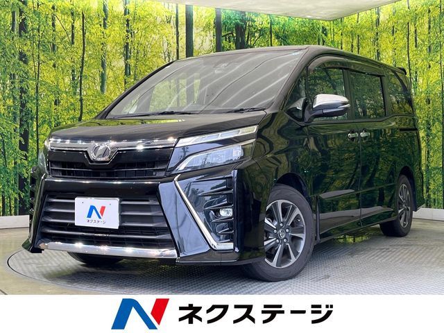 TOYOTA / VOXY