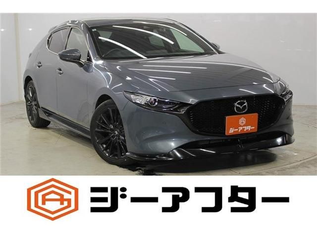 Japanese used car Ref# 1647032 MAZDA / MAZDA3 FASTBACK