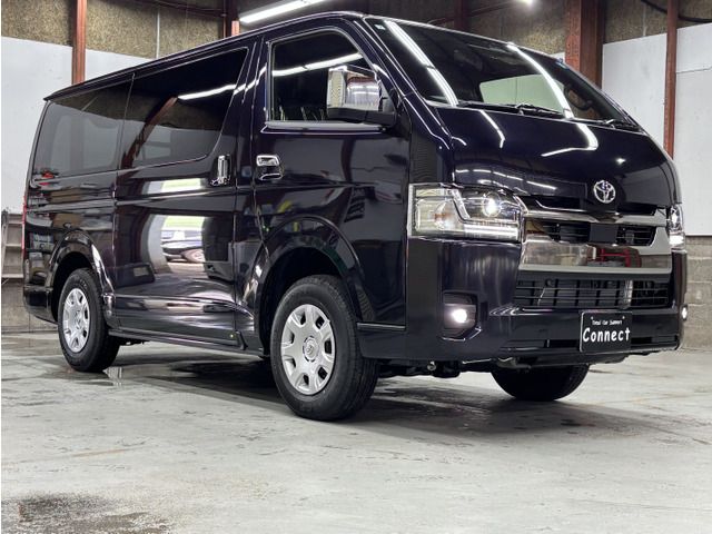 TOYOTA / HIACE van 4WD