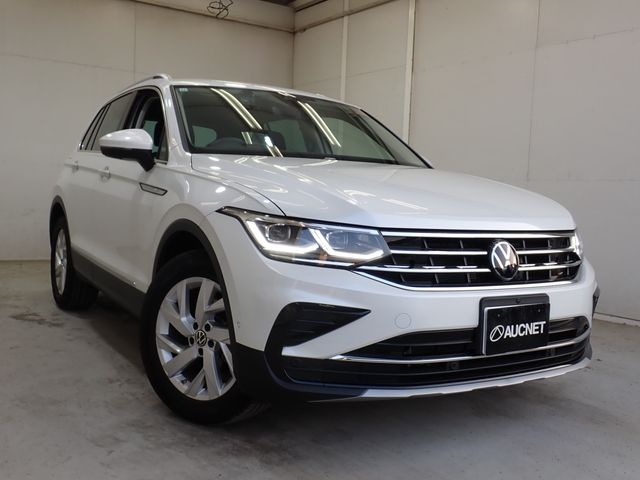 Japanese used car Ref# 1647054 VOLKSWAGEN / VOLKSWAGEN TIGUAN