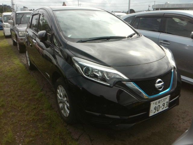Japanese used car Ref# 1647091 NISSAN / NOTE 4WD