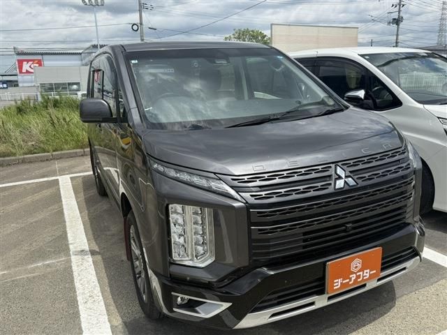 Japanese used car Ref# 1647111 MITSUBISHI / DELICA D:5 4WD