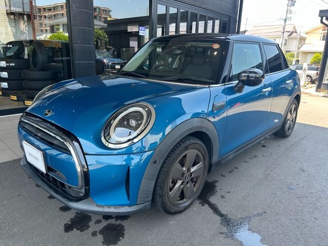 Japanese used car Ref# 1647130 BMW / MINI COOPER 5DOOR