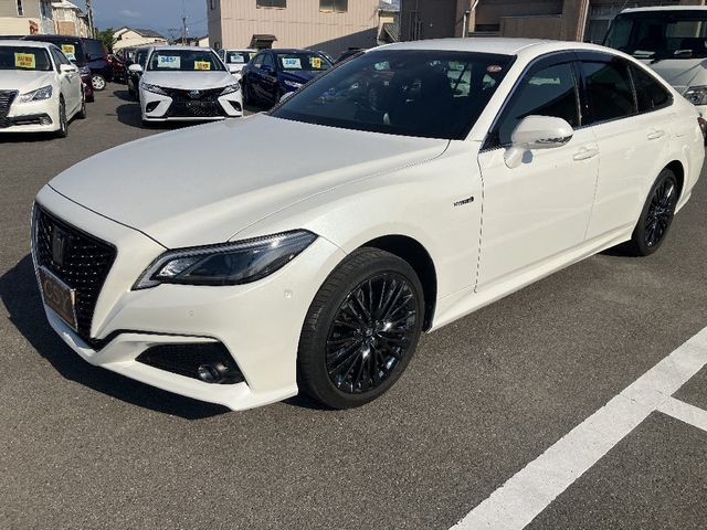 Japanese used car Ref# 1647286 TOYOTA / CROWN sedan hybrid 4WD