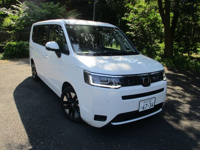 Japanese used car Ref# 1647295 HONDA / STEPWAGON SPADA