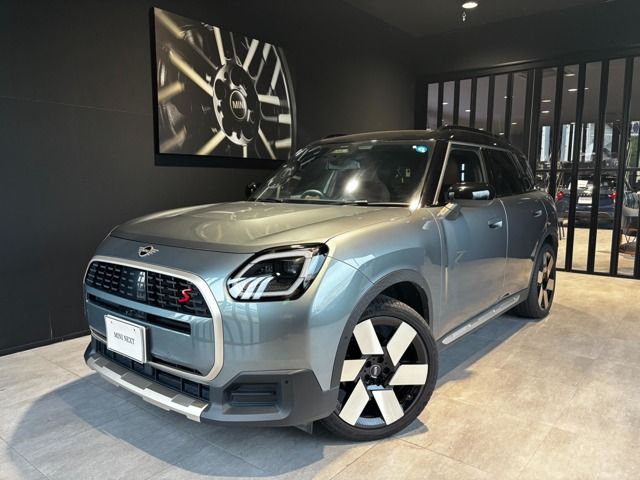 Japanese used car Ref# 1647329 BMW / MINI COUNTRYMAN