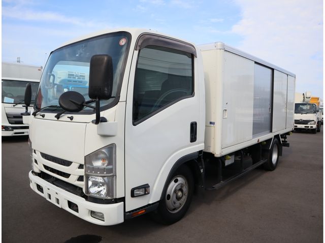 Japanese used car Ref# 1647375 ISUZU / ELF