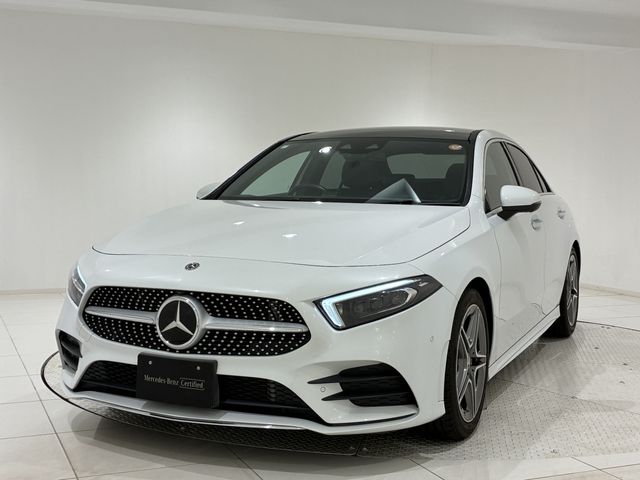 Japanese used car Ref# 1647582 MERCEDES BENZ / MERCEDES BENZ A class sedan
