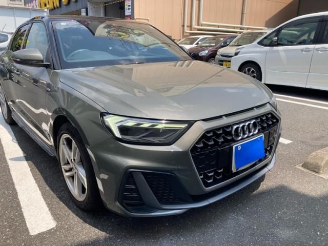 Japanese used car Ref# 1647621 AUDI / AUDI A1 SPORTBACK