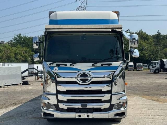 Japanese used car Ref# 1647655 HINO / PROFIA