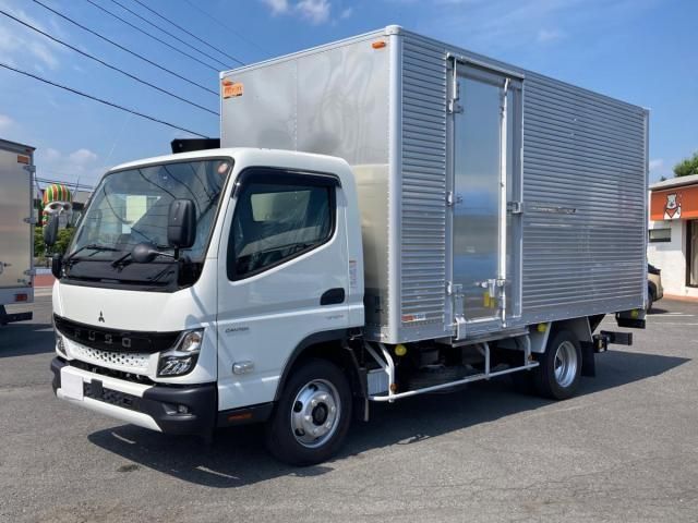 Japanese used car Ref# 1647666 MITSUBISHI / CANTER