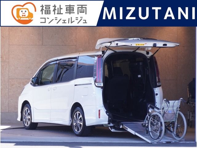 Japanese used car Ref# 1647726 TOYOTA / NOAH