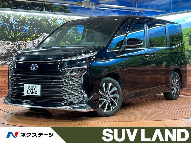 TOYOTA / VOXY HYBRID