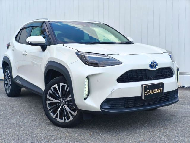 TOYOTA / YARIS CROSS HYBRID