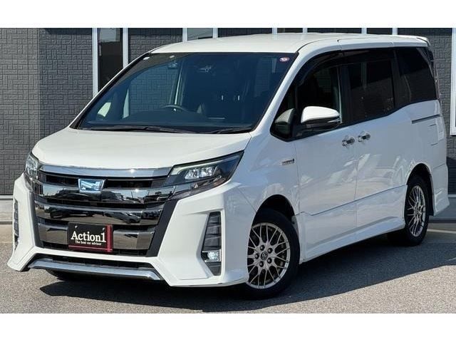 TOYOTA / NOAH HYBRID