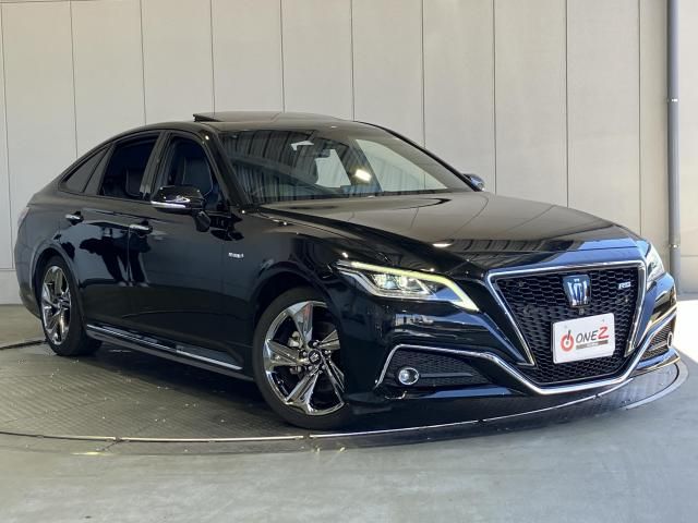 TOYOTA / CROWN sedan hybrid