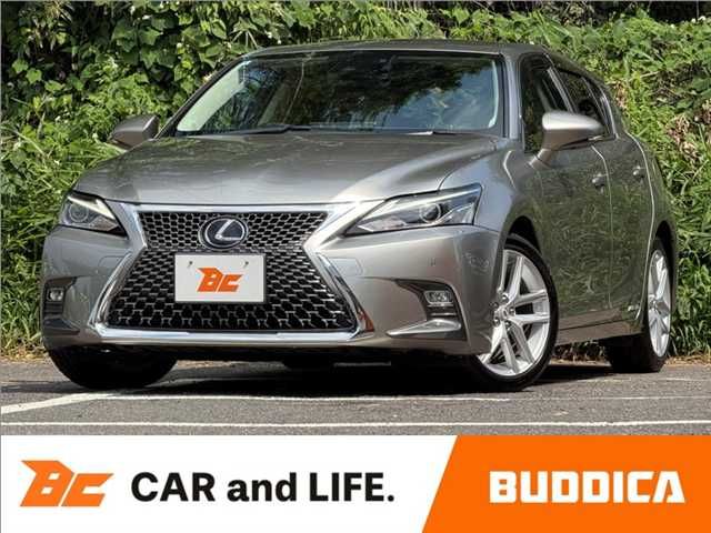 TOYOTA / LEXUS CT200h